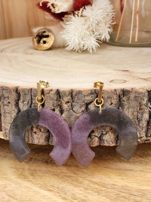 Boucles d’oreilles Fer cheval Violet gris poudre attaches clous  en acier inoxydable 